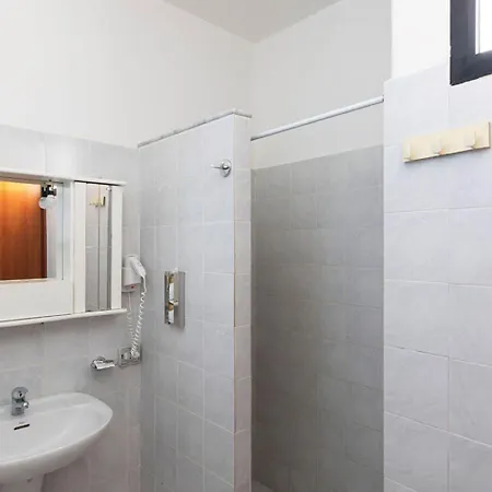 Nemo Hotel 3*